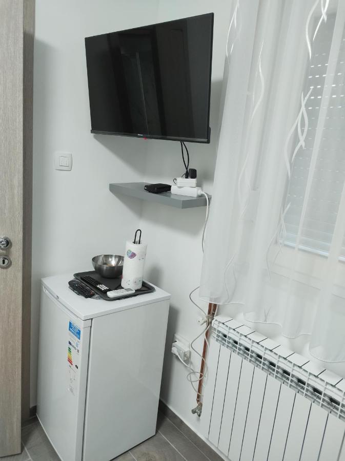 Happy Room คาร์โลวัตส์ ภายนอก รูปภาพ